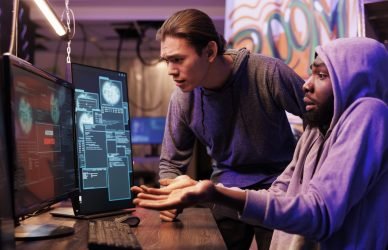 AI Evaluator Scams vs Legit Platforms